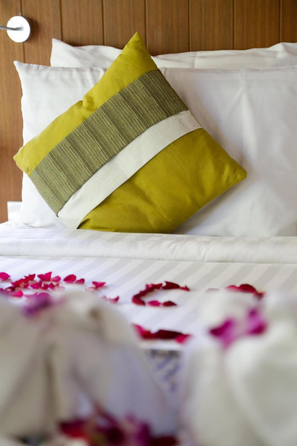 Samui Honey Cottages Beach Resort Choeng Mon Esterno foto